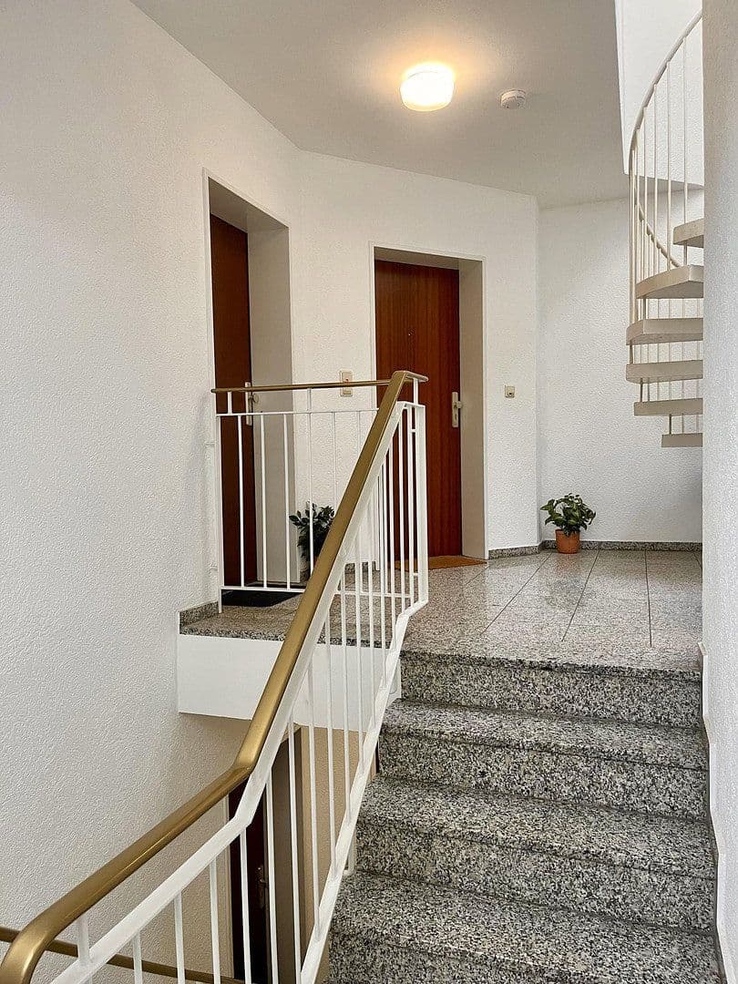 Prodej bytu 2+kk 74 m², Ferdinandstraße 14, Düsseldorf, Severní Porýní-Vestfálsko Prodej bytu 2+kk 74 m², Ferdinandstraße 14, Düsseldorf, Severní Porýní-Vestfálsko