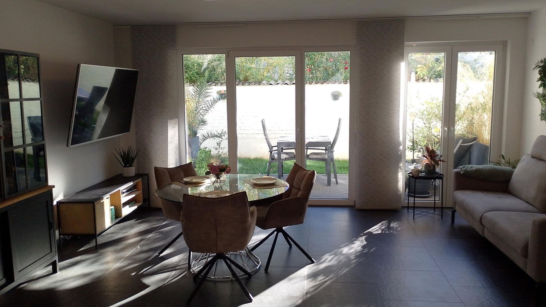 Prodej bytu 3+kk 88 m², Koblenz, Porýní-Falc Prodej bytu 3+kk 88 m², Koblenz, Porýní-Falc