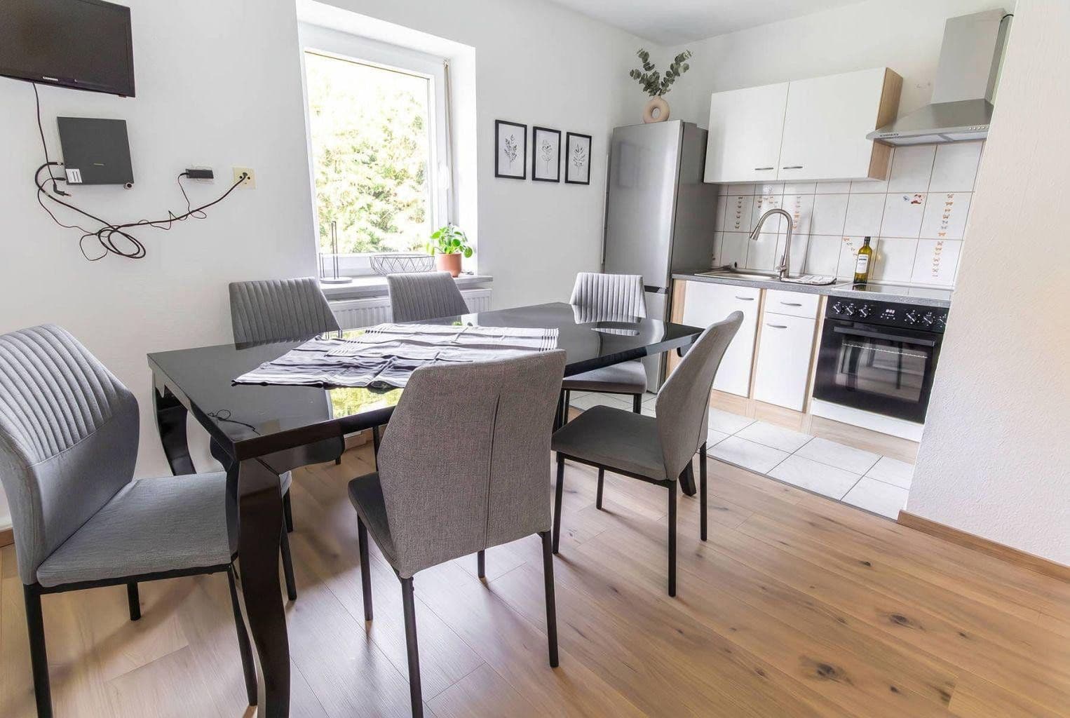 Prodej bytu 4+1 75 m², Unterer Giebelweg 1, Laudenbach, Bavorsko Prodej bytu 4+1 75 m², Unterer Giebelweg 1, Laudenbach, Bavorsko