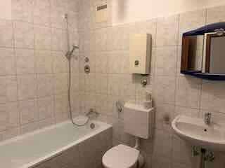 Prodej bytu 2+1 47 m², Knollstr. 6, Ludwigshafen, Porýní-Falc Prodej bytu 2+1 47 m², Knollstr. 6, Ludwigshafen, Porýní-Falc