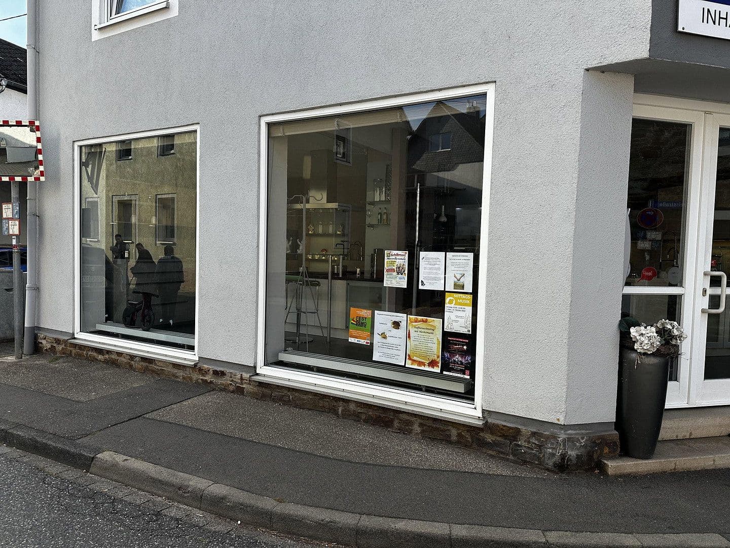 Pronájem kanceláře 100 m², Hinterdorfstrasse 41, Koblenz, Porýní-Falc Pronájem kanceláře 100 m², Hinterdorfstrasse 41, Koblenz, Porýní-Falc
