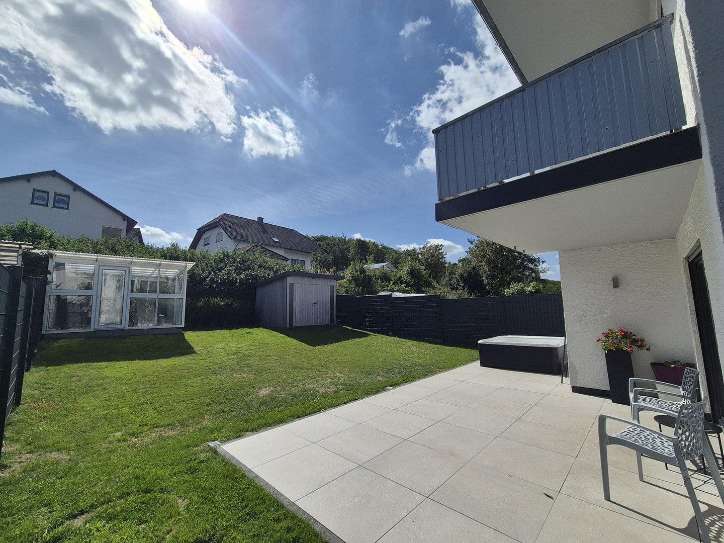 Prodej domu 149 m², pozemek 320 m², Kirchberg, Porýní-Falc Prodej domu 149 m², pozemek 320 m², Kirchberg, Porýní-Falc