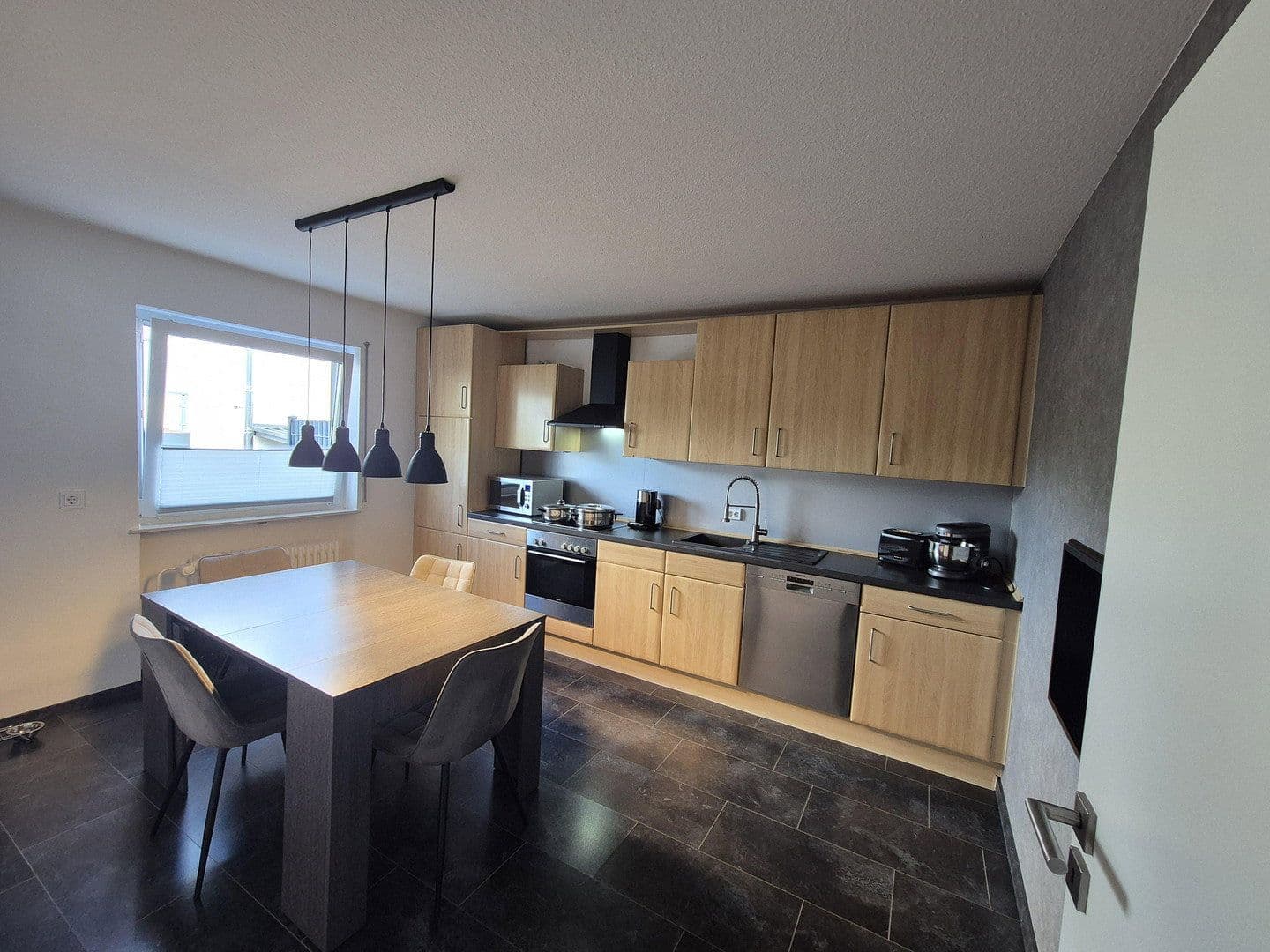 Prodej domu 149 m², pozemek 320 m², Kirchberg, Porýní-Falc Prodej domu 149 m², pozemek 320 m², Kirchberg, Porýní-Falc
