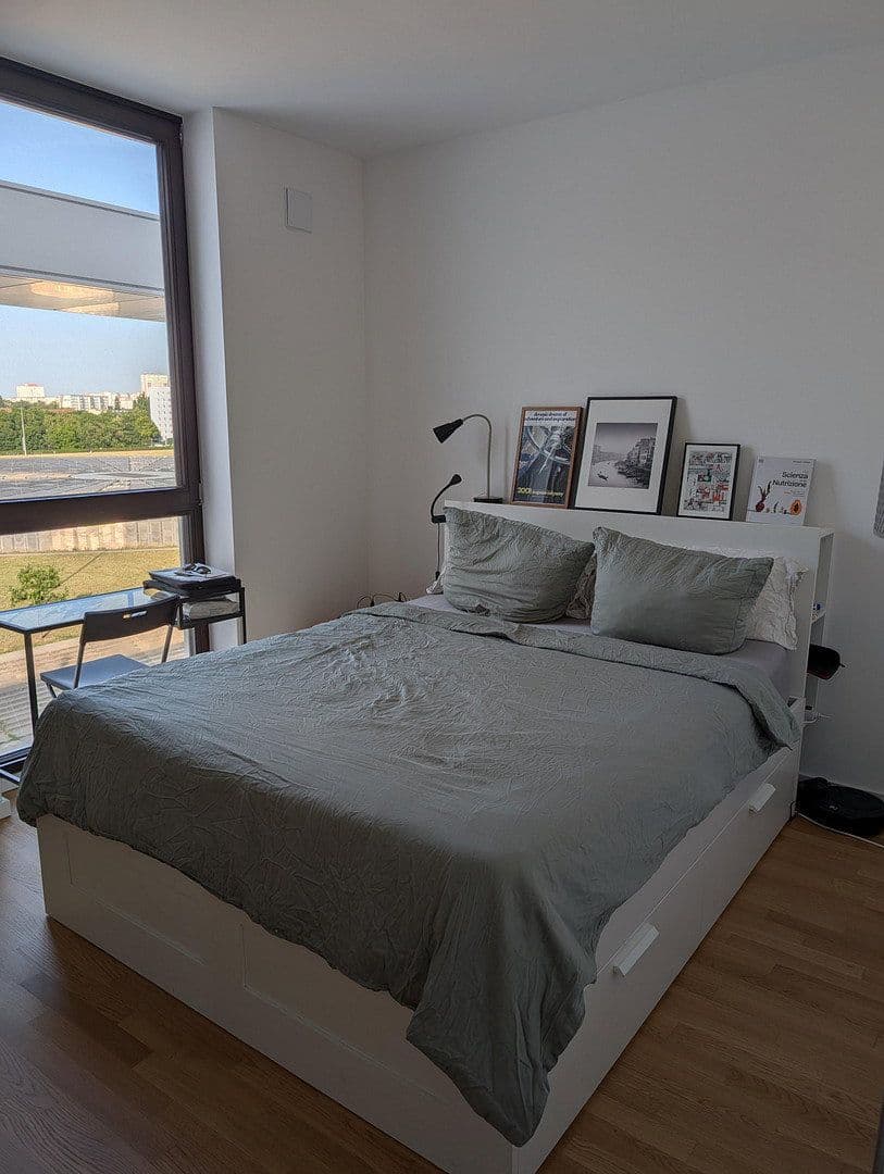 Pronájem bytu 2+1 56 m², Fritz-Riedel-Straße 16, Berlin, Berlín Pronájem bytu 2+1 56 m², Fritz-Riedel-Straße 16, Berlin, Berlín