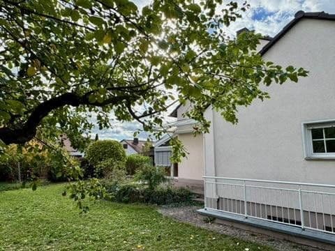 Prodej domu 150 m², pozemek 934 m², Wendelstein, Bavorsko Prodej domu 150 m², pozemek 934 m², Wendelstein, Bavorsko