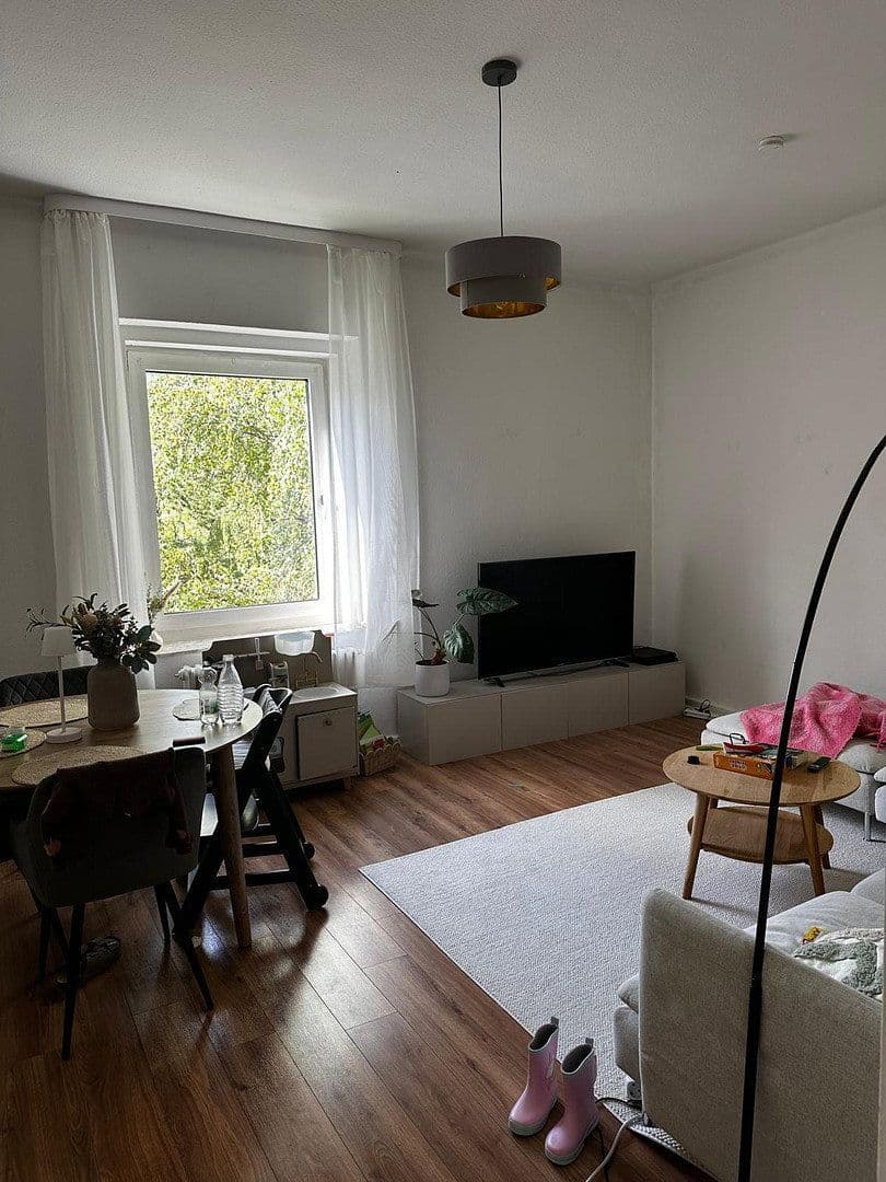 Pronájem bytu 3+1 81 m², Wormser Strasse 11, Wuppertal, Severní Porýní-Vestfálsko Pronájem bytu 3+1 81 m², Wormser Strasse 11, Wuppertal, Severní Porýní-Vestfálsko