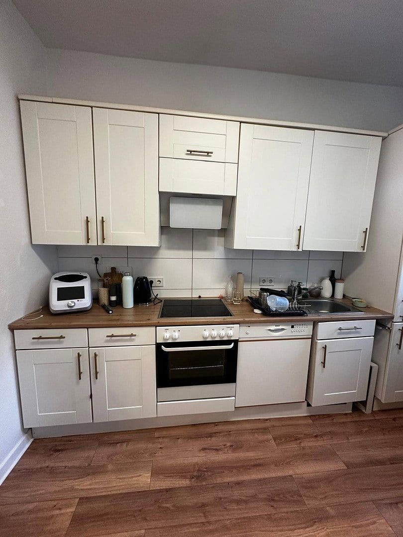 Pronájem bytu 3+1 81 m², Wormser Strasse 11, Wuppertal, Severní Porýní-Vestfálsko Pronájem bytu 3+1 81 m², Wormser Strasse 11, Wuppertal, Severní Porýní-Vestfálsko