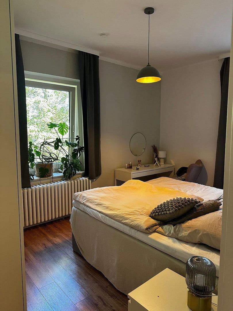 Pronájem bytu 3+1 81 m², Wormser Strasse 11, Wuppertal, Severní Porýní-Vestfálsko Pronájem bytu 3+1 81 m², Wormser Strasse 11, Wuppertal, Severní Porýní-Vestfálsko
