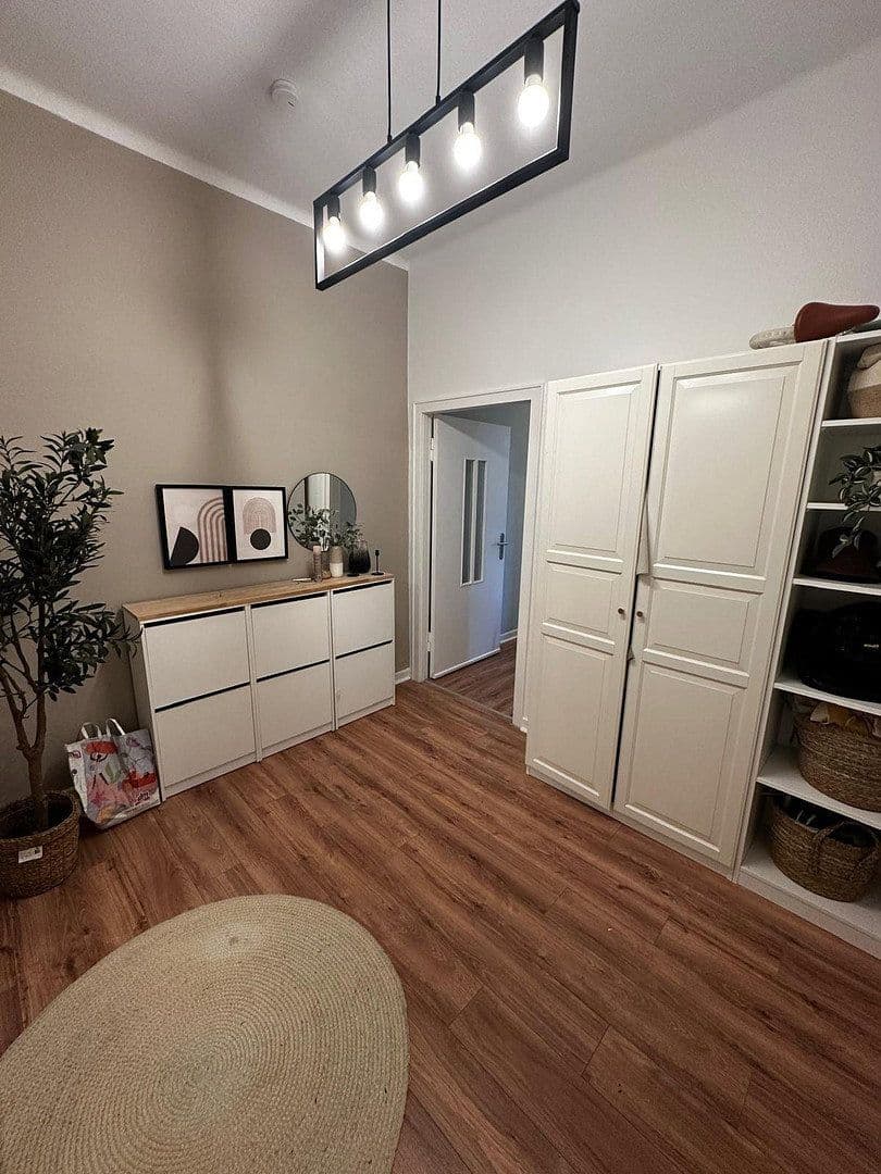 Pronájem bytu 3+1 81 m², Wormser Strasse 11, Wuppertal, Severní Porýní-Vestfálsko Pronájem bytu 3+1 81 m², Wormser Strasse 11, Wuppertal, Severní Porýní-Vestfálsko