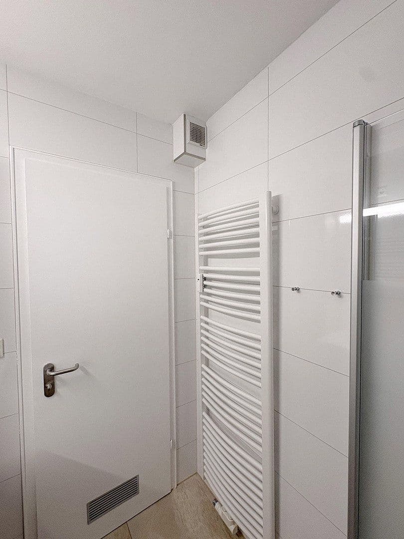 Pronájem bytu 4+kk 93 m², Dreizlerstraße, Stuttgart, Bádensko-Württembersko Pronájem bytu 4+kk 93 m², Dreizlerstraße, Stuttgart, Bádensko-Württembersko
