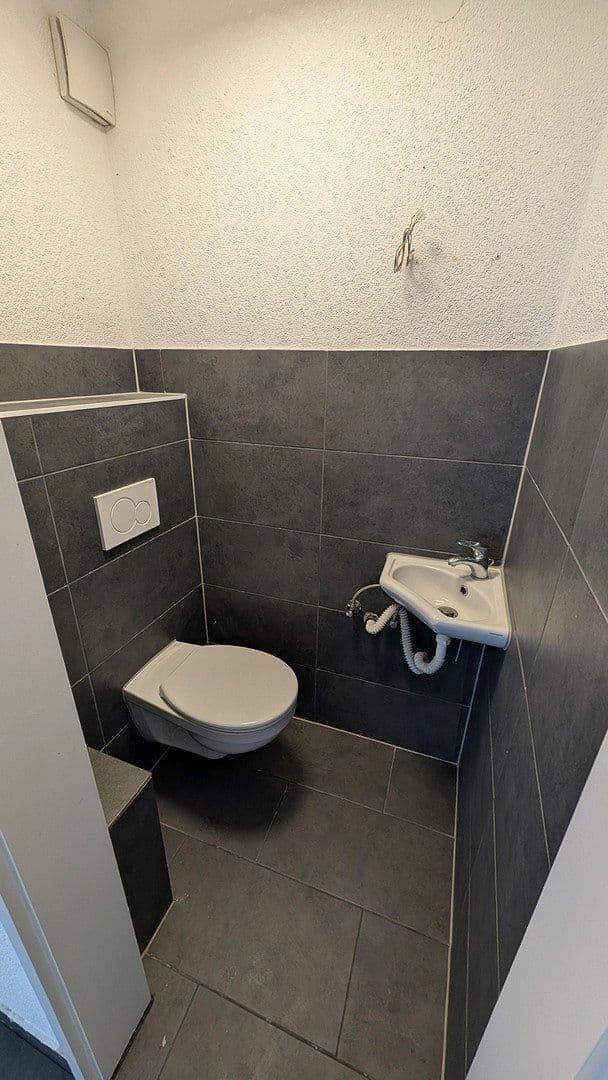 Pronájem bytu 3+1 84 m², Heilbronn, Bádensko-Württembersko Pronájem bytu 3+1 84 m², Heilbronn, Bádensko-Württembersko