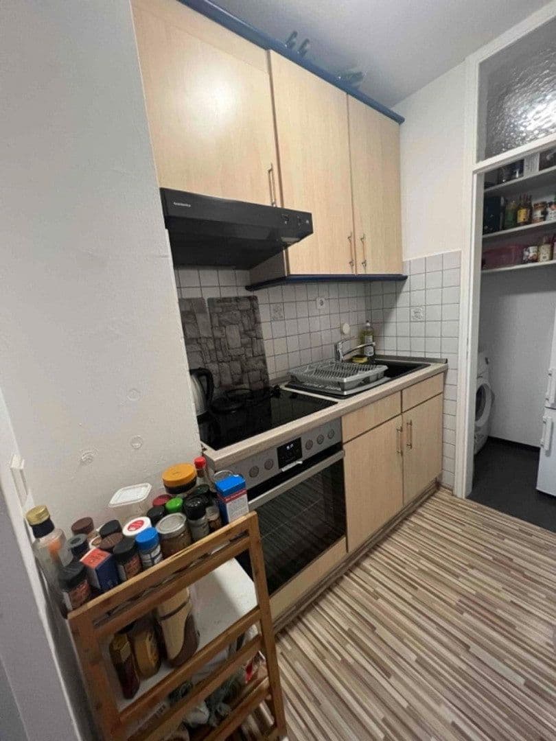 Pronájem bytu 1+1 38 m², Kaiserallee 15A, Karlsruhe, Bádensko-Württembersko Pronájem bytu 1+1 38 m², Kaiserallee 15A, Karlsruhe, Bádensko-Württembersko
