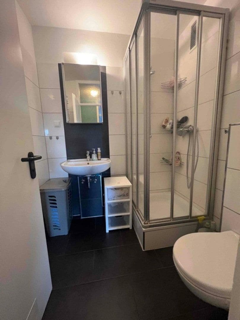 Pronájem bytu 1+1 38 m², Kaiserallee 15A, Karlsruhe, Bádensko-Württembersko Pronájem bytu 1+1 38 m², Kaiserallee 15A, Karlsruhe, Bádensko-Württembersko