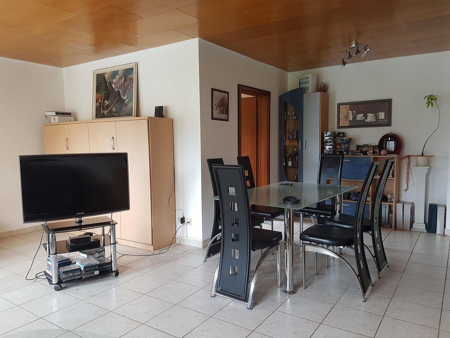Prodej bytu 2+kk 65 m², Am Forst 13, Bad Urach, Bádensko-Württembersko Prodej bytu 2+kk 65 m², Am Forst 13, Bad Urach, Bádensko-Württembersko