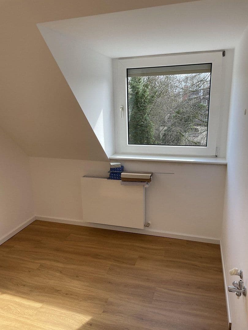 Pronájem bytu 3+1 104 m², Lerchenweg 51, Bochum, Severní Porýní-Vestfálsko Pronájem bytu 3+1 104 m², Lerchenweg 51, Bochum, Severní Porýní-Vestfálsko