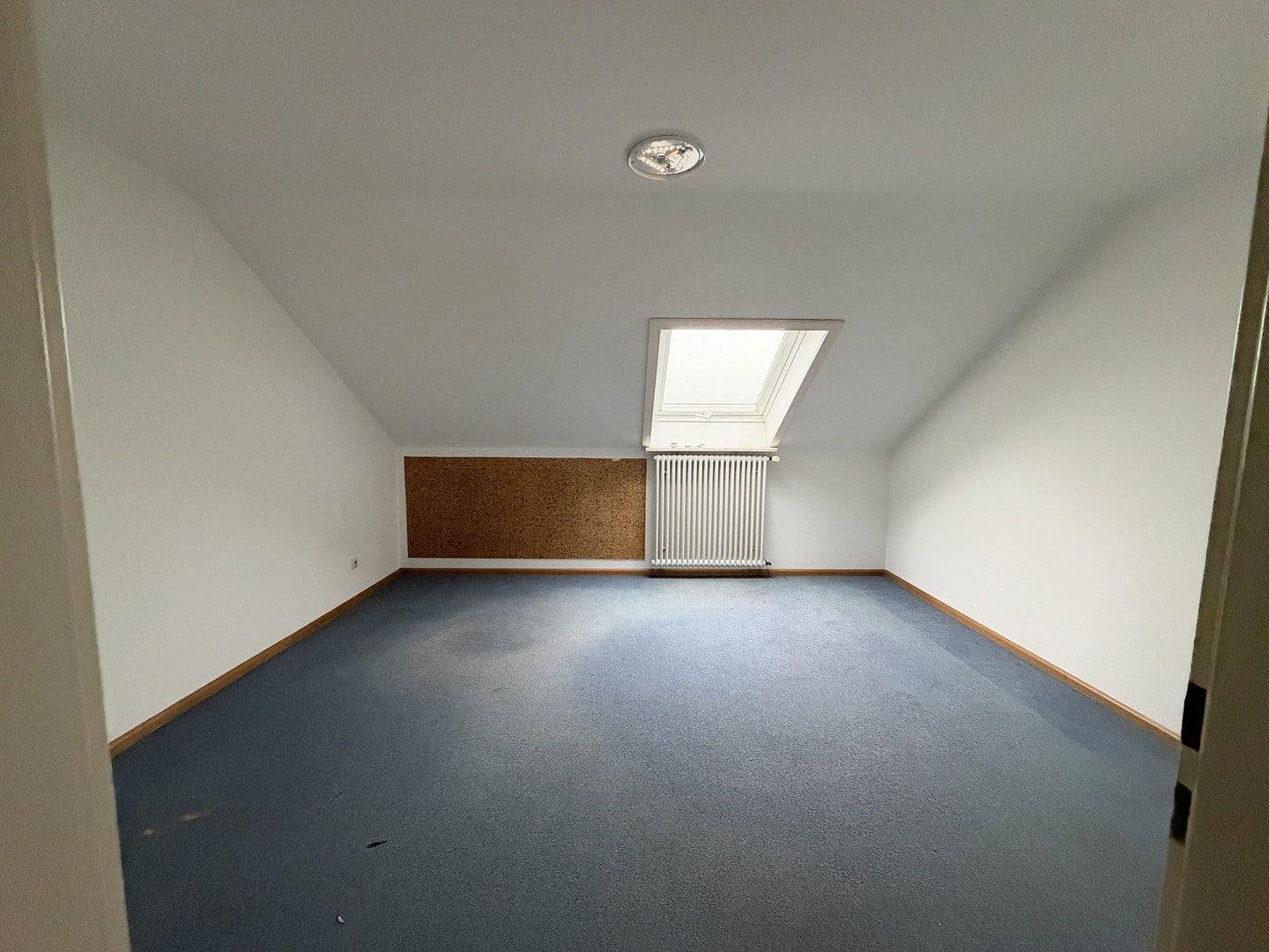 Pronájem bytu 2+1 58 m², Lingertstraße 18, Lörrach, Bádensko-Württembersko Pronájem bytu 2+1 58 m², Lingertstraße 18, Lörrach, Bádensko-Württembersko