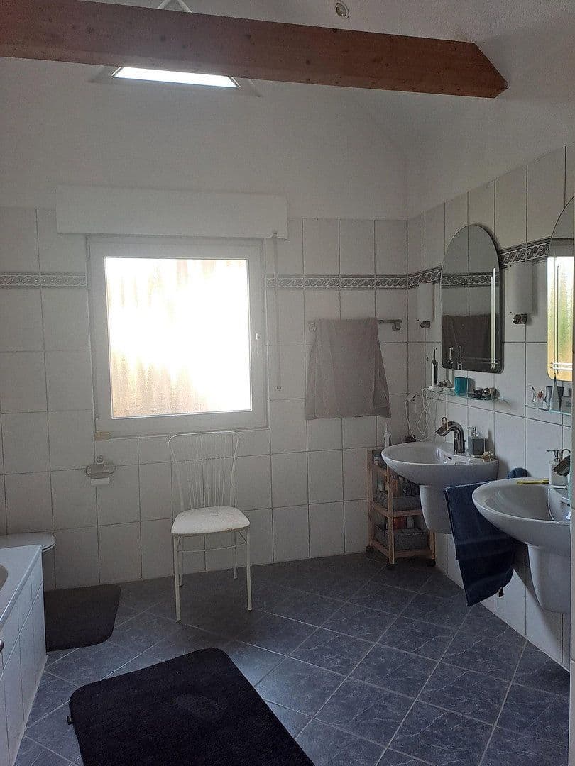 Prodej domu 158 m², pozemek 846 m², Lohmar, Severní Porýní-Vestfálsko Prodej domu 158 m², pozemek 846 m², Lohmar, Severní Porýní-Vestfálsko