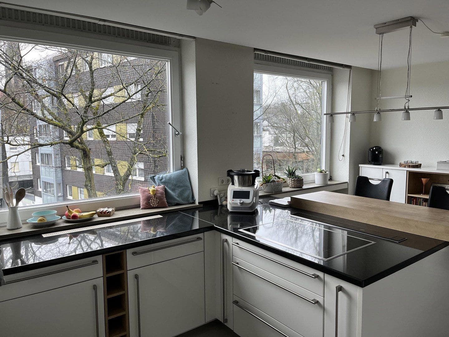 Pronájem bytu 6+1 216 m², Siegen, Severní Porýní-Vestfálsko Pronájem bytu 6+1 216 m², Siegen, Severní Porýní-Vestfálsko