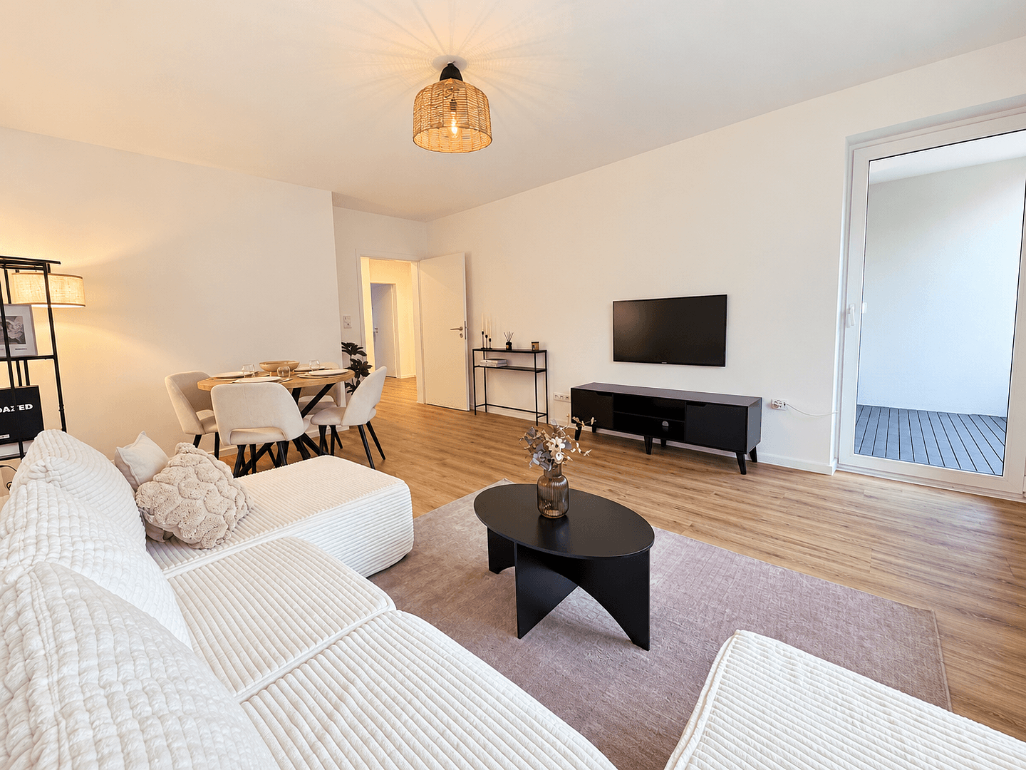 Prodej bytu 3+1 67 m², Alexanderstraße 181b, Oldenburg, Dolní Sasko Prodej bytu 3+1 67 m², Alexanderstraße 181b, Oldenburg, Dolní Sasko