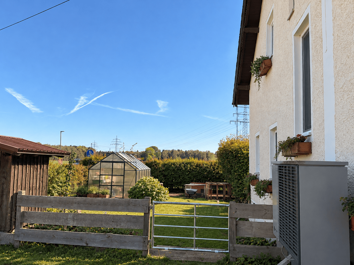 Pronájem domu 152 m², pozemek 1.450 m², Großkarolinenfeld, Bavorsko Pronájem domu 152 m², pozemek 1.450 m², Großkarolinenfeld, Bavorsko