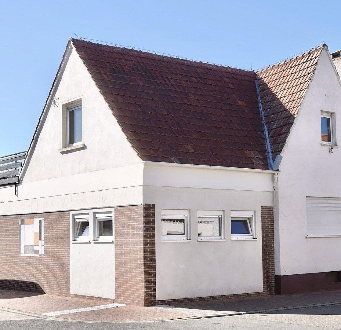 Prodej domu 166 m², pozemek 358 m², Haßloch, Porýní-Falc Prodej domu 166 m², pozemek 358 m², Haßloch, Porýní-Falc