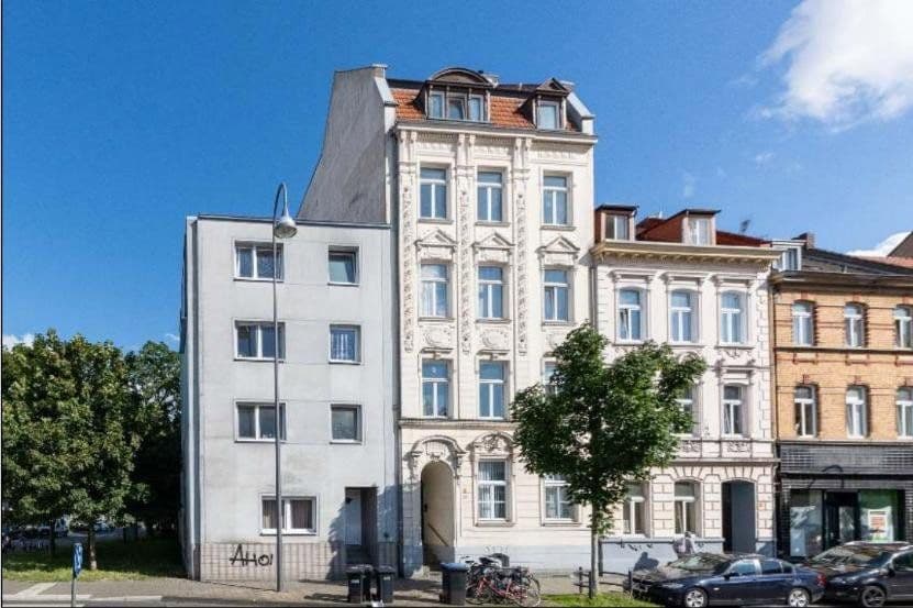 Pronájem bytu 4+1 120 m², Berliner Straße 124, Köln, Severní Porýní-Vestfálsko Pronájem bytu 4+1 120 m², Berliner Straße 124, Köln, Severní Porýní-Vestfálsko