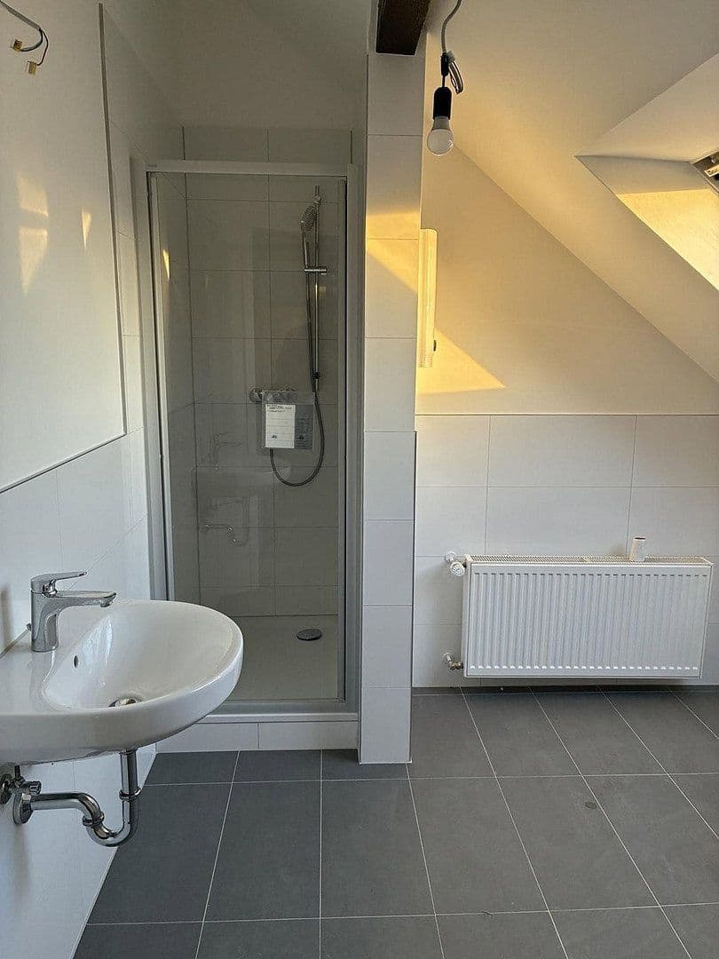 Pronájem bytu 4+1 120 m², Berliner Straße 124, Köln, Severní Porýní-Vestfálsko Pronájem bytu 4+1 120 m², Berliner Straße 124, Köln, Severní Porýní-Vestfálsko