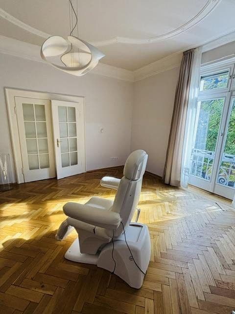 Pronájem kanceláře 136 m², Prinzregentenstraße 95, München, Bavorsko Pronájem kanceláře 136 m², Prinzregentenstraße 95, München, Bavorsko