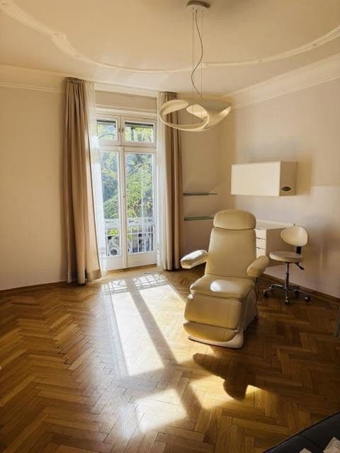 Pronájem kanceláře 136 m², Prinzregentenstraße 95, München, Bavorsko Pronájem kanceláře 136 m², Prinzregentenstraße 95, München, Bavorsko