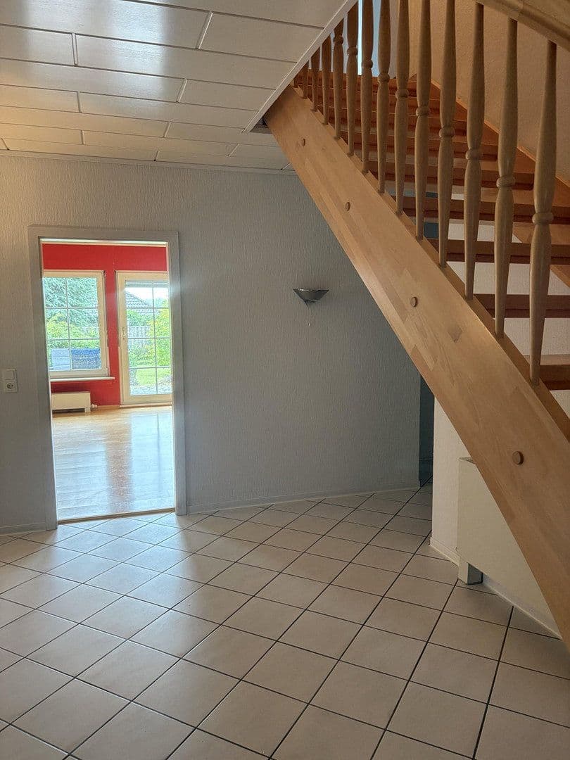 Prodej domu 170 m², pozemek 800 m², Coppenbrügge, Dolní Sasko Prodej domu 170 m², pozemek 800 m², Coppenbrügge, Dolní Sasko
