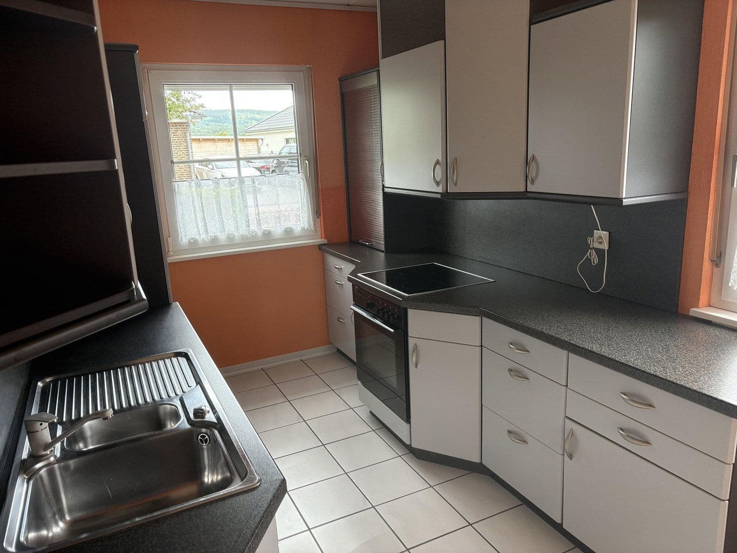 Prodej domu 170 m², pozemek 800 m², Coppenbrügge, Dolní Sasko Prodej domu 170 m², pozemek 800 m², Coppenbrügge, Dolní Sasko