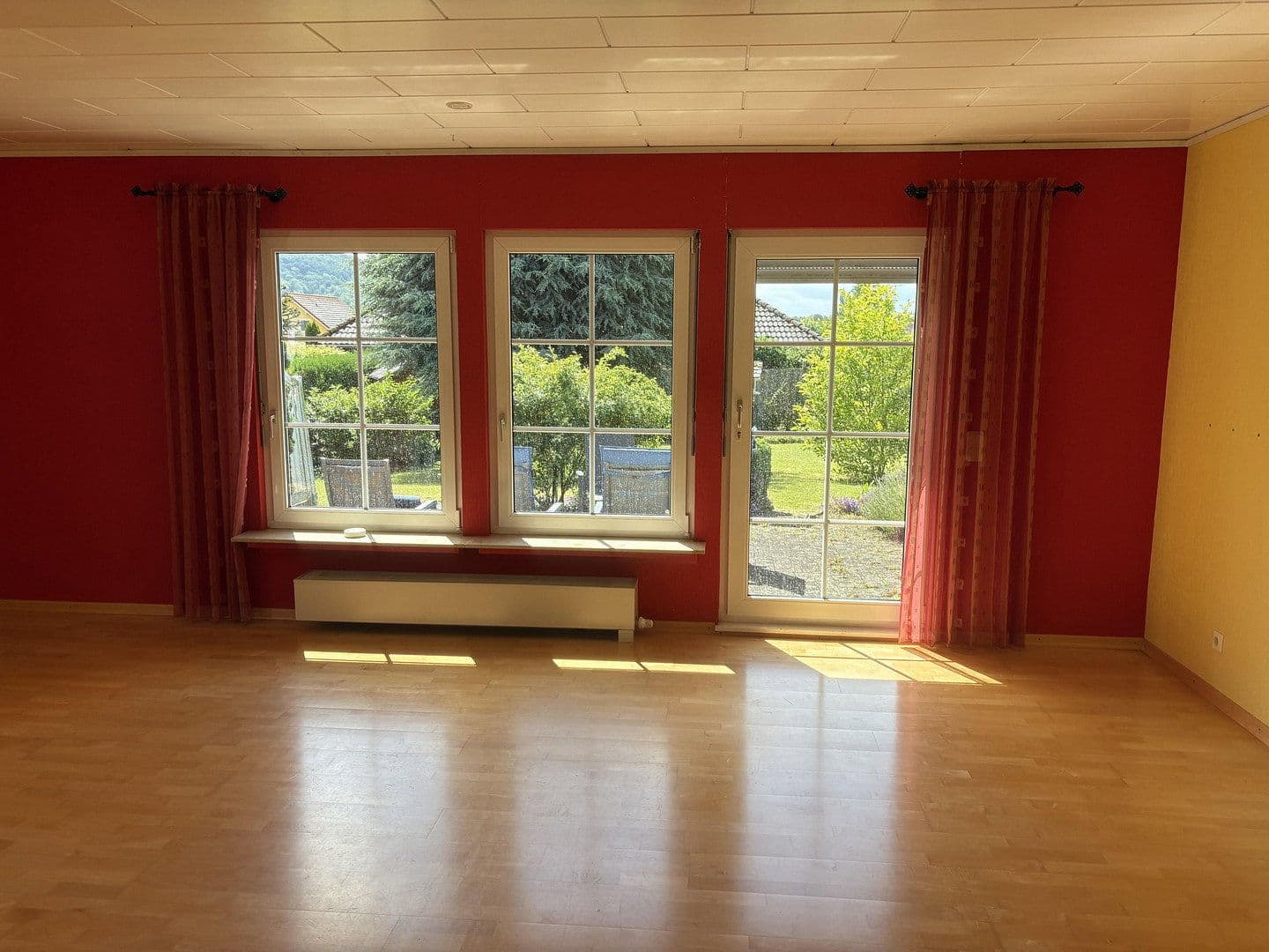 Prodej domu 170 m², pozemek 800 m², Coppenbrügge, Dolní Sasko Prodej domu 170 m², pozemek 800 m², Coppenbrügge, Dolní Sasko