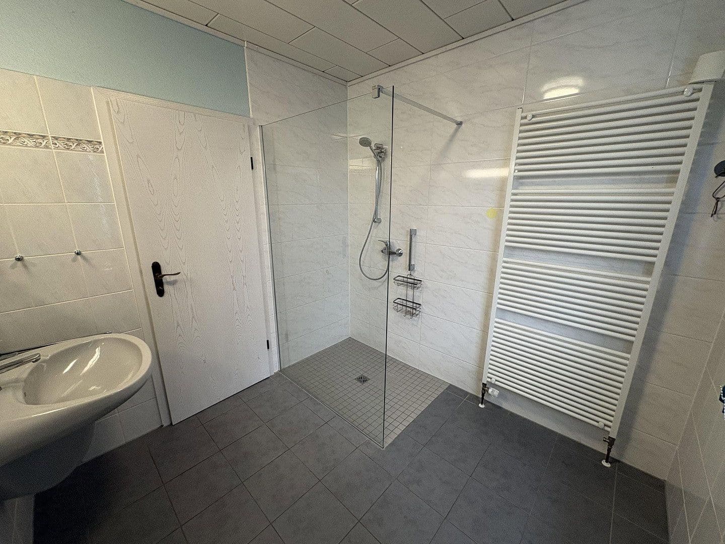 Prodej domu 170 m², pozemek 800 m², Coppenbrügge, Dolní Sasko Prodej domu 170 m², pozemek 800 m², Coppenbrügge, Dolní Sasko