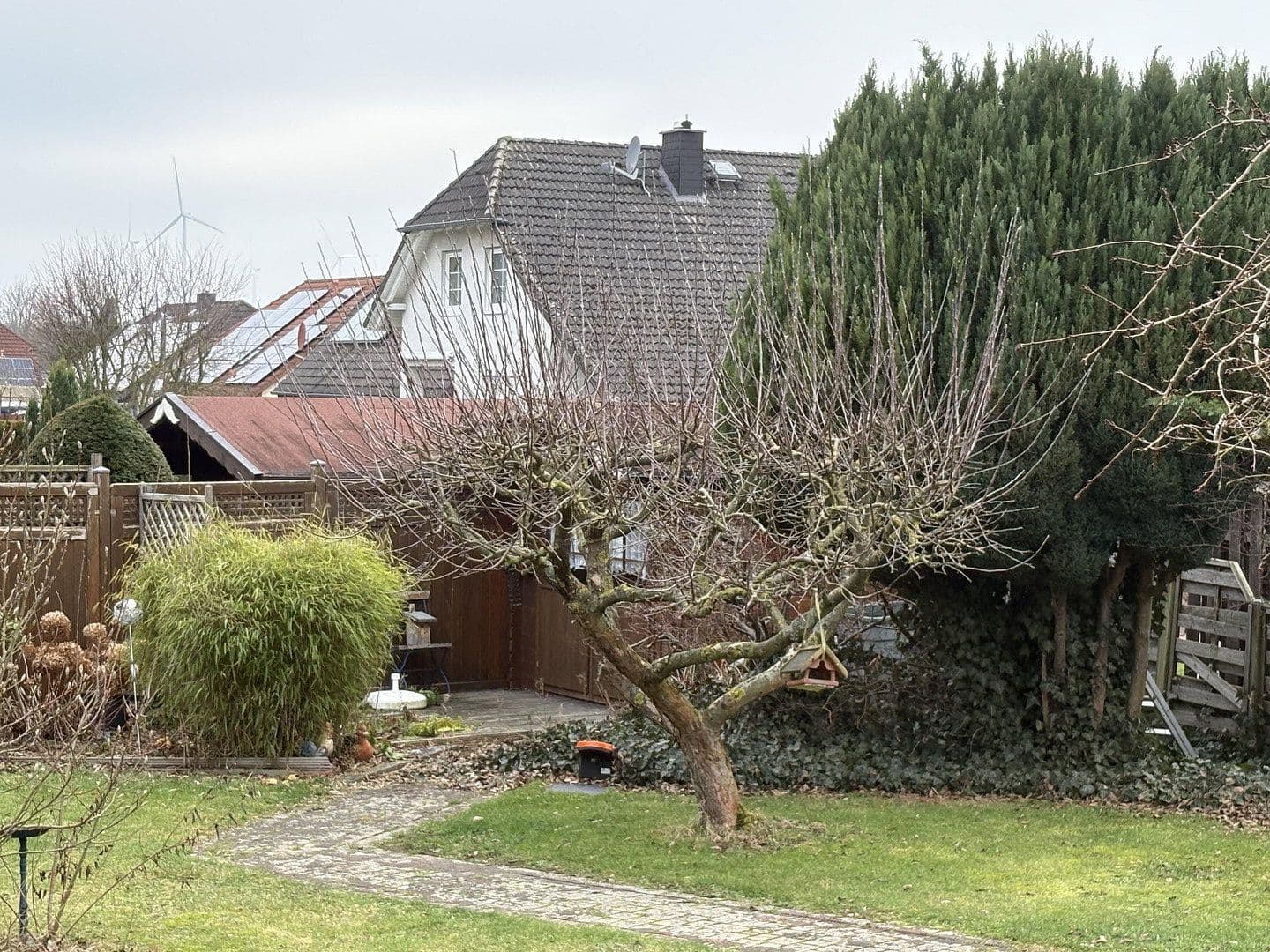 Prodej domu 170 m², pozemek 800 m², Coppenbrügge, Dolní Sasko Prodej domu 170 m², pozemek 800 m², Coppenbrügge, Dolní Sasko