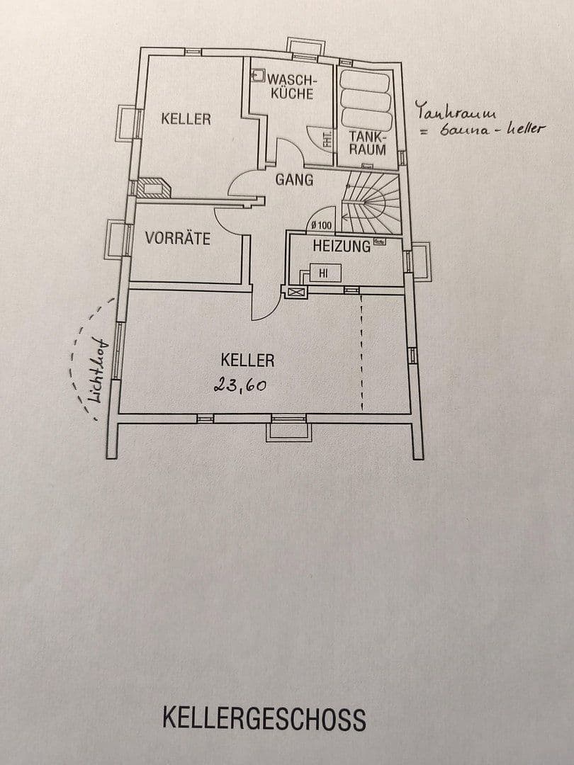 Prodej domu 175 m², pozemek 668 m², Lindenmahdstraße 20, Stadtbergen, Bavorsko Prodej domu 175 m², pozemek 668 m², Lindenmahdstraße 20, Stadtbergen, Bavorsko