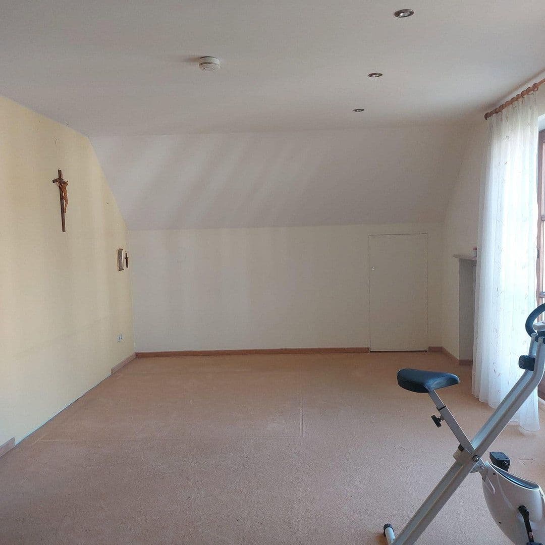 Prodej domu 175 m², pozemek 668 m², Lindenmahdstraße 20, Stadtbergen, Bavorsko Prodej domu 175 m², pozemek 668 m², Lindenmahdstraße 20, Stadtbergen, Bavorsko