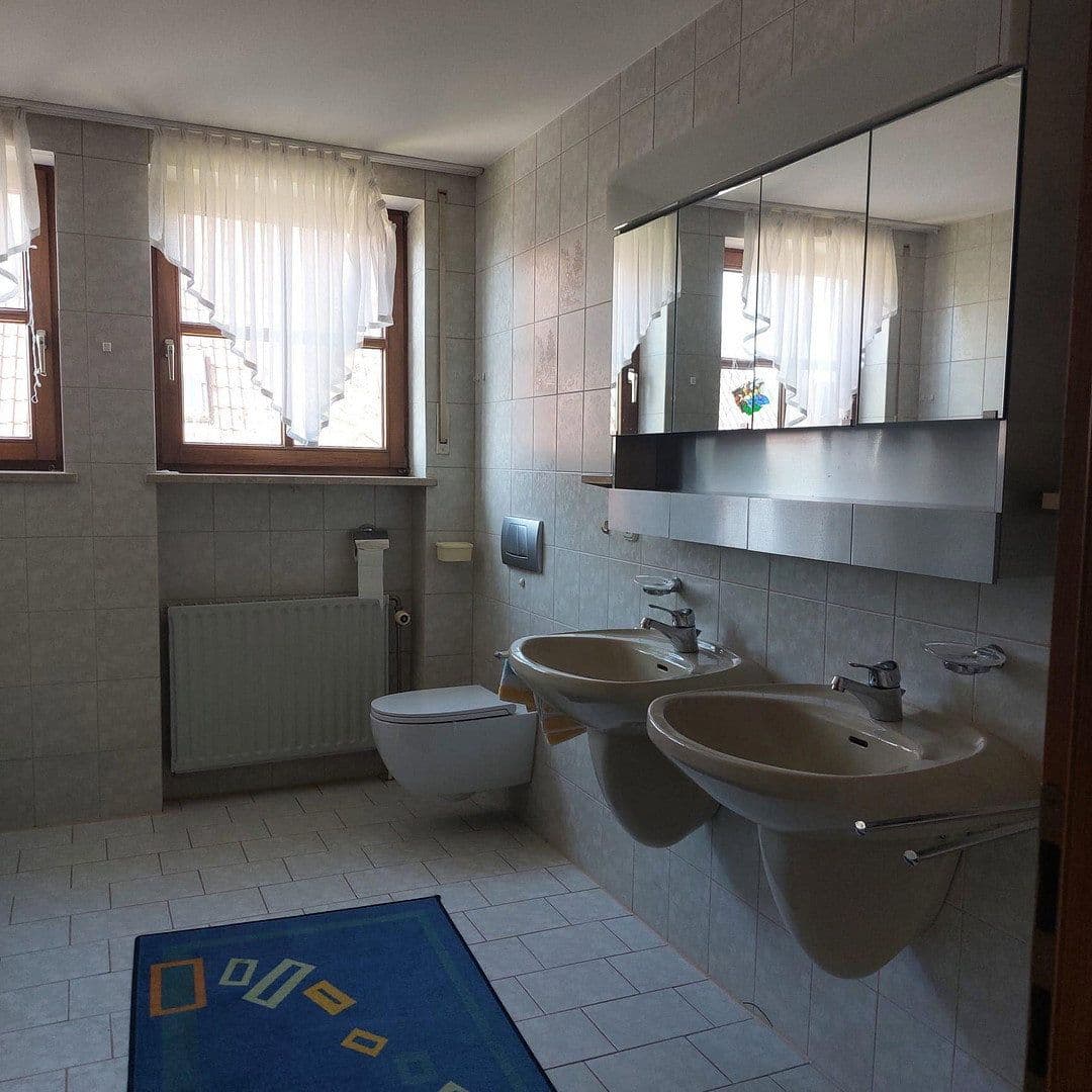 Prodej domu 175 m², pozemek 668 m², Lindenmahdstraße 20, Stadtbergen, Bavorsko Prodej domu 175 m², pozemek 668 m², Lindenmahdstraße 20, Stadtbergen, Bavorsko