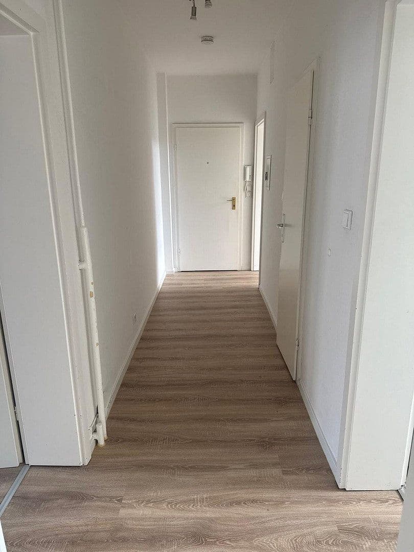 Pronájem bytu 3+1 63 m², Frankfurt, Hessen Pronájem bytu 3+1 63 m², Frankfurt, Hessen