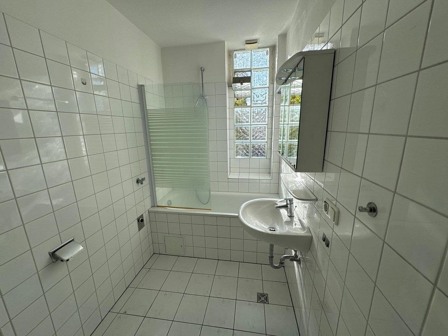 Pronájem bytu 3+1 63 m², Frankfurt, Hessen Pronájem bytu 3+1 63 m², Frankfurt, Hessen