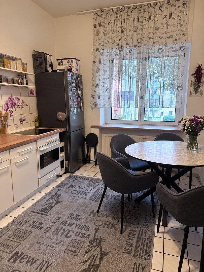 Pronájem bytu 3+1 75 m², Vinckestr 21, Hagen, Severní Porýní-Vestfálsko Pronájem bytu 3+1 75 m², Vinckestr 21, Hagen, Severní Porýní-Vestfálsko