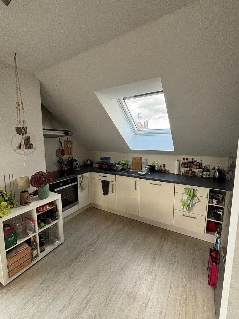 Pronájem bytu 2+kk 60 m², Faust-Von-Stromberg-Str. 44, Erlangen, Bavorsko Pronájem bytu 2+kk 60 m², Faust-Von-Stromberg-Str. 44, Erlangen, Bavorsko