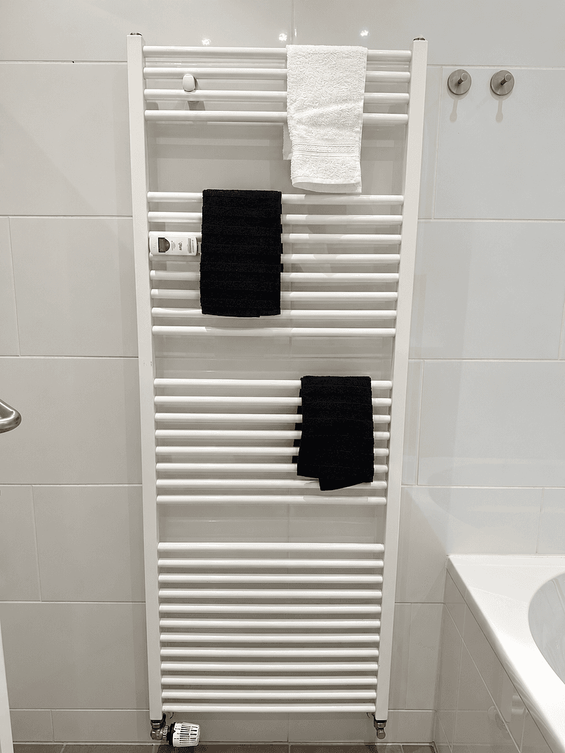 Prodej bytu 4+1 105 m², Berlin, Berlín Prodej bytu 4+1 105 m², Berlin, Berlín