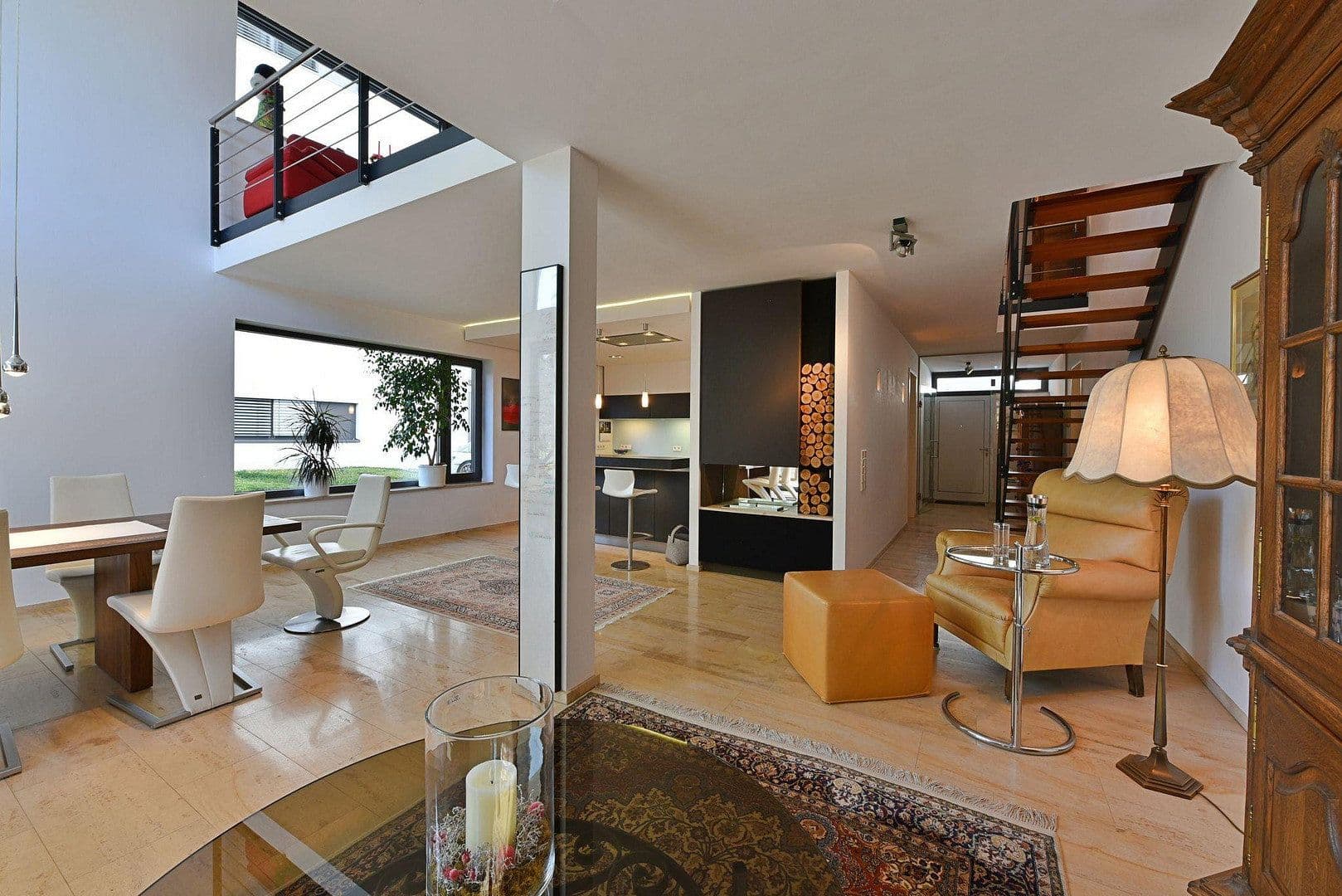 Prodej bytu 3+kk 168 m², Ulm, Bádensko-Württembersko Prodej bytu 3+kk 168 m², Ulm, Bádensko-Württembersko