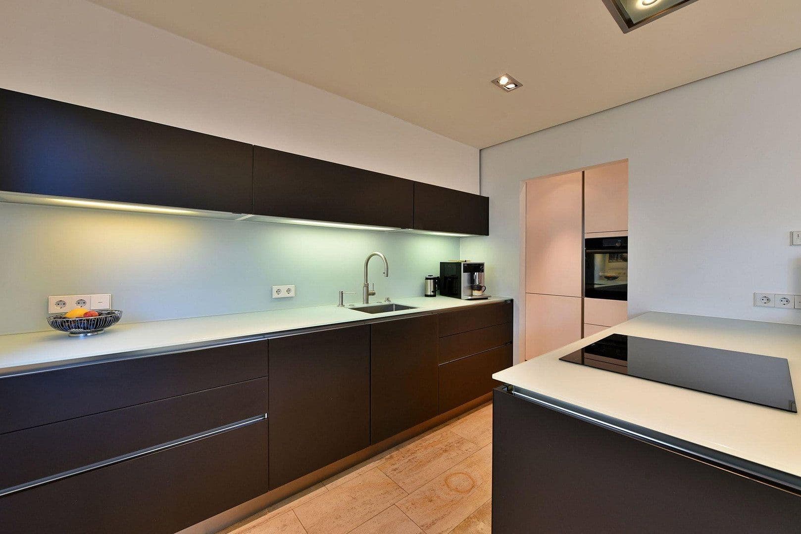 Prodej bytu 3+kk 168 m², Ulm, Bádensko-Württembersko Prodej bytu 3+kk 168 m², Ulm, Bádensko-Württembersko