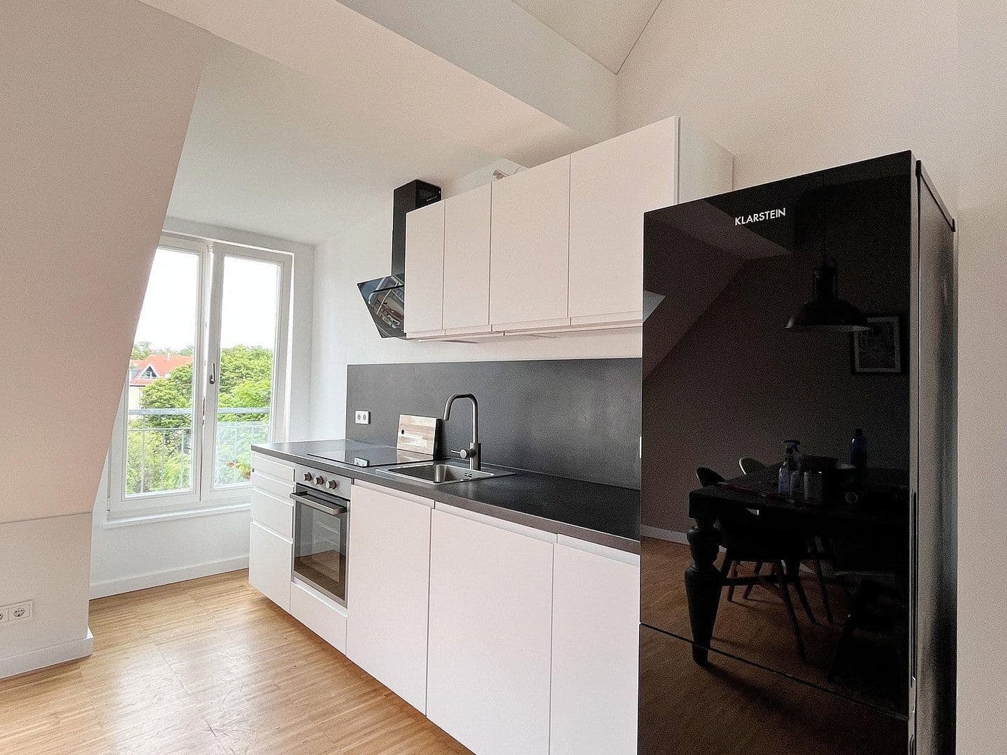 Prodej bytu 3+1 75 m², John-Schehr-Straße 39, Berlin, Berlín Prodej bytu 3+1 75 m², John-Schehr-Straße 39, Berlin, Berlín