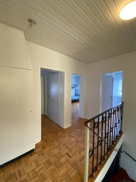 Pronájem domu 240 m², pozemek 800 m², Eppstein, Hessen Pronájem domu 240 m², pozemek 800 m², Eppstein, Hessen