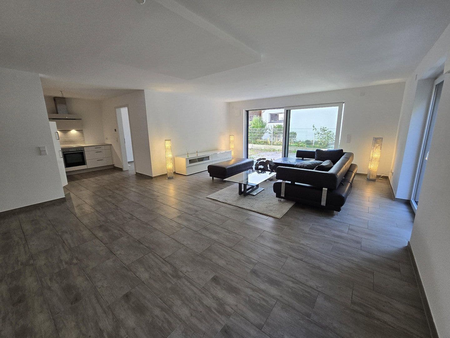 Prodej bytu 3+1 108 m², Lechrainstraße, Augsburg, Bavorsko Prodej bytu 3+1 108 m², Lechrainstraße, Augsburg, Bavorsko