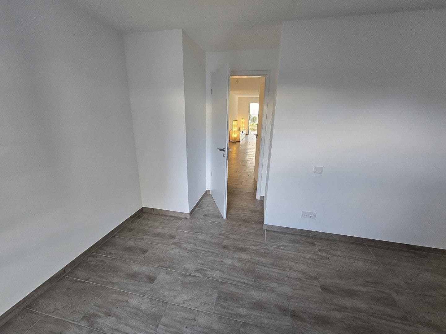 Prodej bytu 3+1 108 m², Lechrainstraße, Augsburg, Bavorsko Prodej bytu 3+1 108 m², Lechrainstraße, Augsburg, Bavorsko