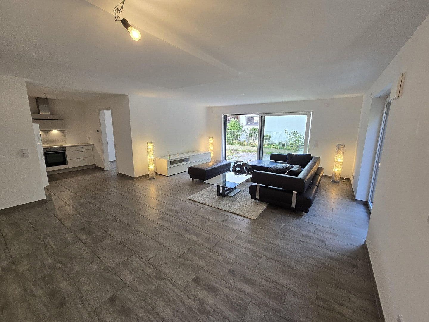 Prodej bytu 3+1 108 m², Lechrainstraße, Augsburg, Bavorsko Prodej bytu 3+1 108 m², Lechrainstraße, Augsburg, Bavorsko