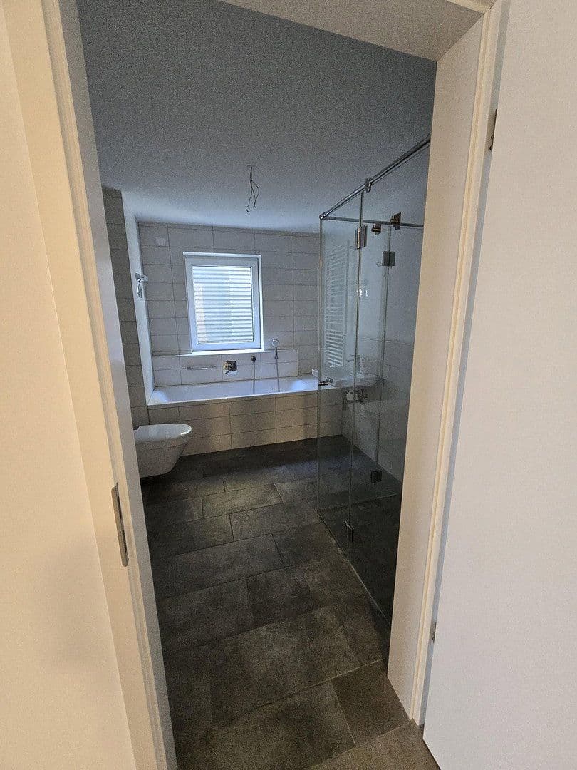Prodej bytu 3+1 108 m², Lechrainstraße, Augsburg, Bavorsko Prodej bytu 3+1 108 m², Lechrainstraße, Augsburg, Bavorsko